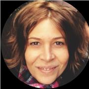 Diplomada en turismo y protocolo con experiencia de más de 20 años, ofrezco ayuda, motivación y rápida absorción de conocimientos de español tanto para adultos como para niños de manera dinámica y divertida. Soy la opción perfecta para disfrutar aprendien